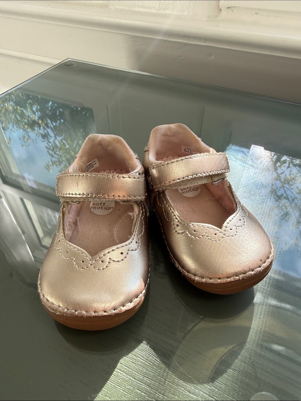 Stride Rite Girls Metallic Rose Gold Mary Jane Walker Shoes